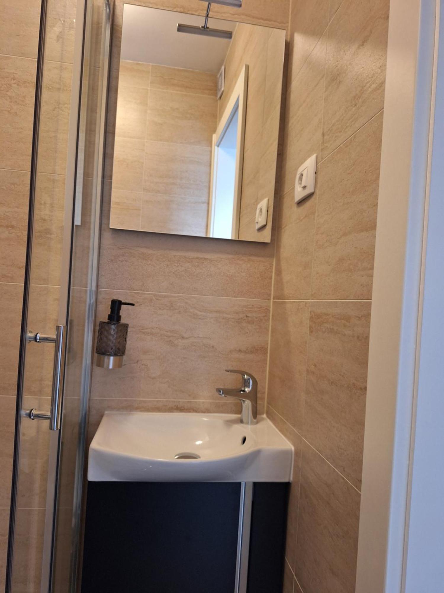 Apartments Romana Slatine Luaran gambar
