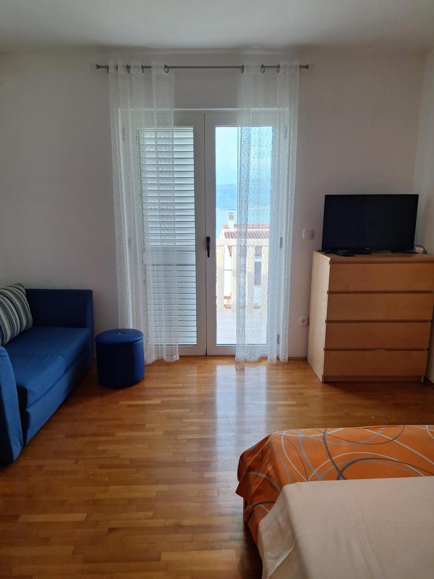 Apartments Romana Slatine Luaran gambar