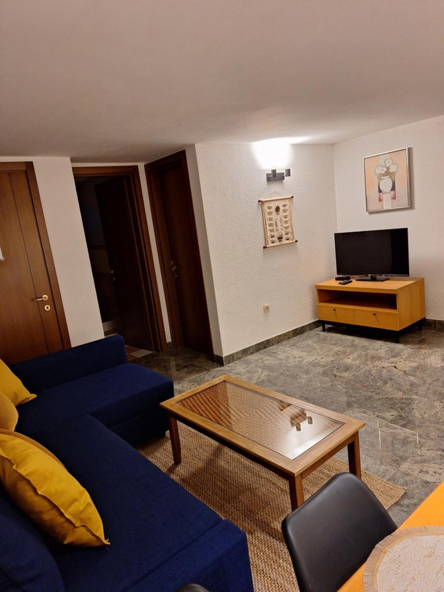 Apartments Romana Slatine Luaran gambar