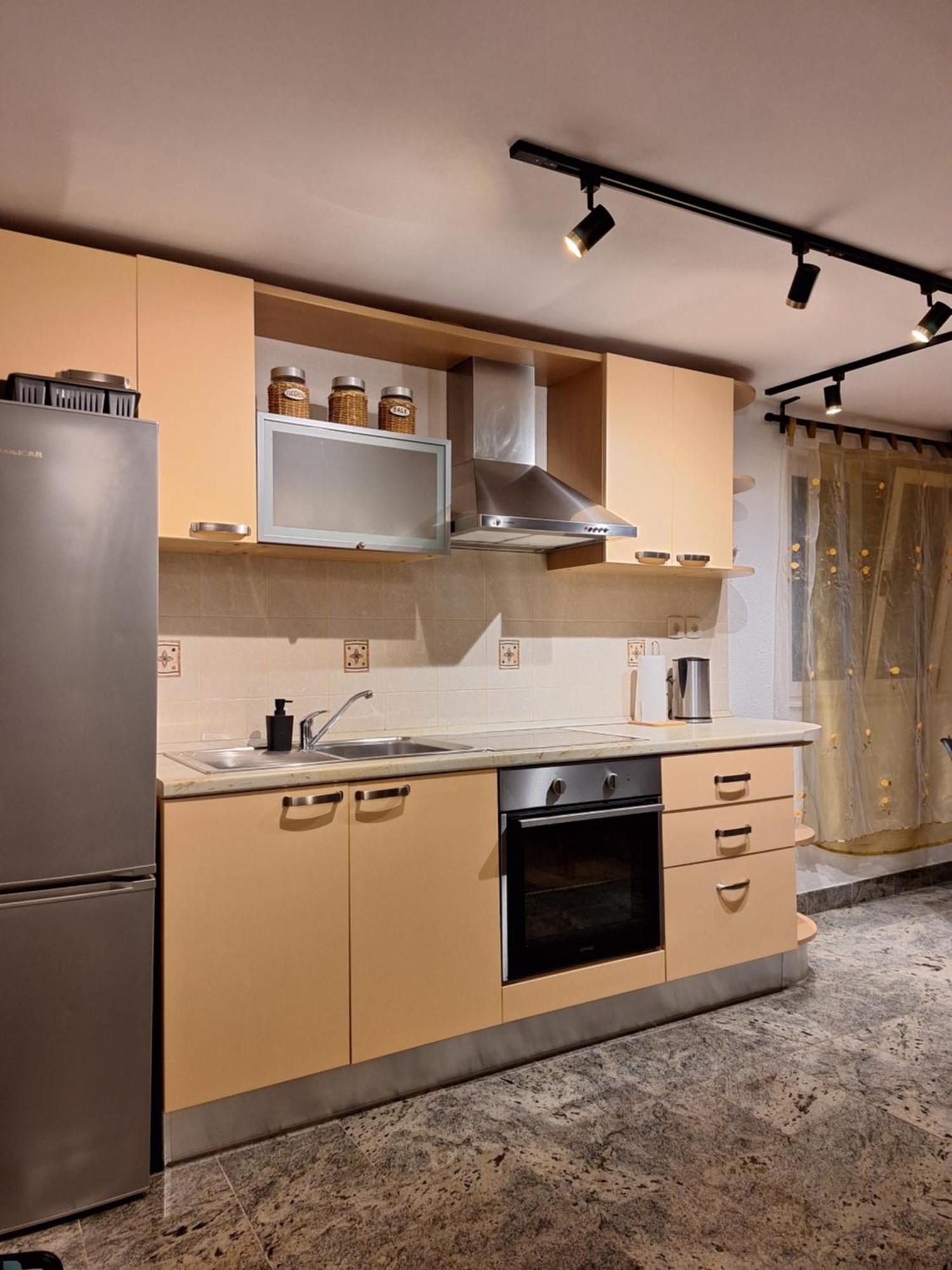Apartments Romana Slatine Luaran gambar