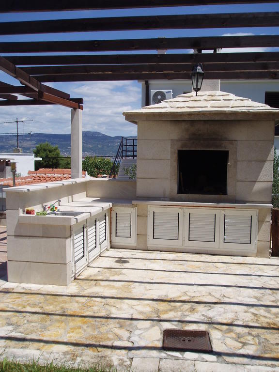 Apartments Romana Slatine Luaran gambar