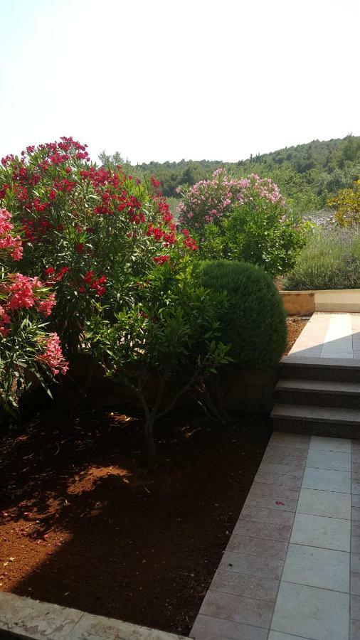 Apartments Romana Slatine Luaran gambar